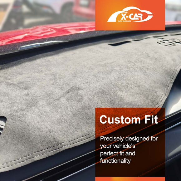 X-CAR custom-fit dash mat installed on Chery Tiggo 4 dashboard