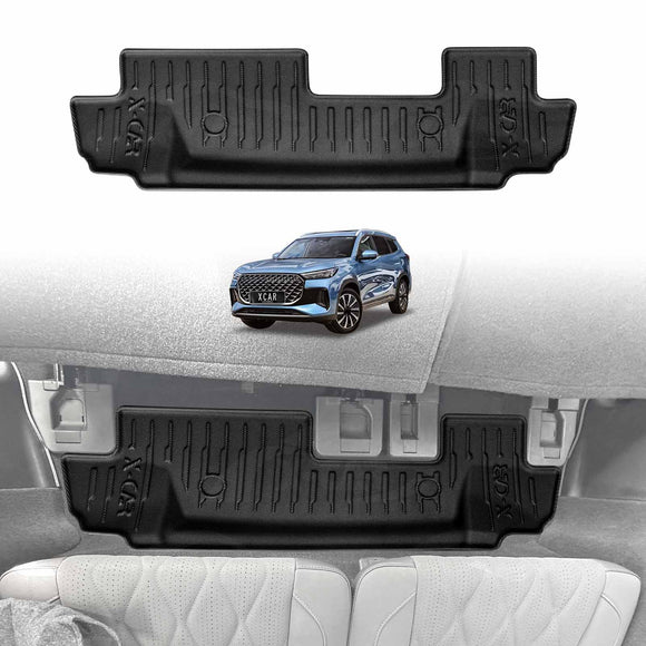 X-CAR floor mats installed in Chery Tiggo 8 car floor.