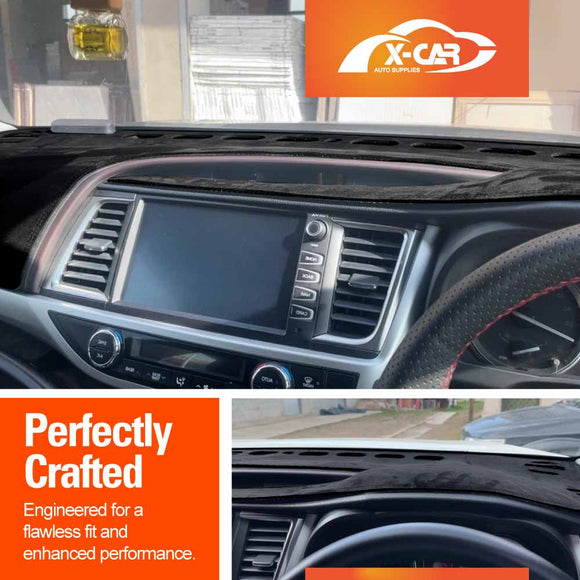 X-CAR dash mat for Toyota Kluger 2014-2021 installed on the dashboard of a Toyota Kluger.
